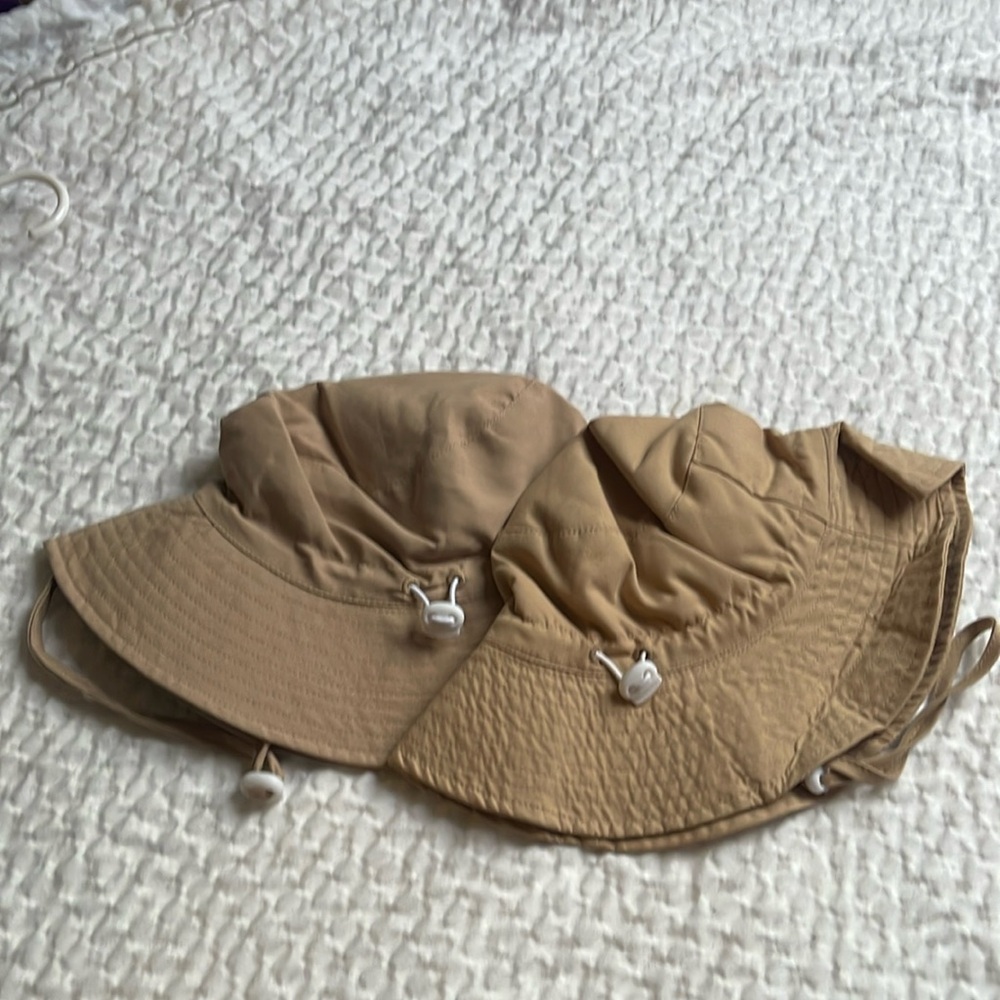 Khaki sun hat, adjustable, bucket brim with chin strap